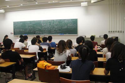 甲南大学ジャズ研究会練習風景