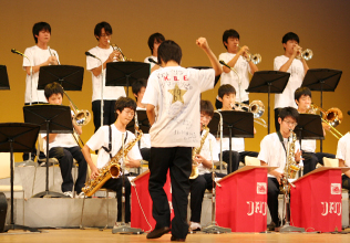 神戸市長賞 中学生の部甲南中学校 ［ブラスアンサンブル］